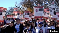Američki Jevreji i pristalice Izraela na skupu solidarnosti sa Izraelom i protestu protiv antisemitizma na Nacionalnom travnjaku u Vašingtonu, 14. novembra 2023. 