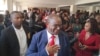 Ngokusuka Kukhetho, Umkhokheli we MDC-T, uMnu. Douglas Mwonzora, Uselahle i-US$20 000