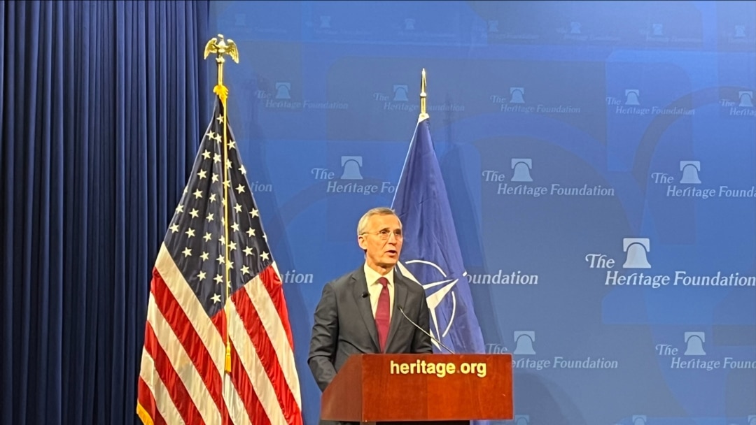 北大西洋公約組織（NATO）秘書長延斯‧斯托爾滕貝格（Jens Stoltenberg）1月31日在華盛頓智庫傳統基金會發布演說，聚焦援助烏克蘭和應對中國挑戰。 （美國之音記者薛小山拍攝）