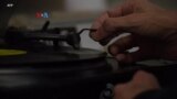 Kualitas Suara hingga Nostalgia: Penjualan Piringan Hitam Vinyl Lampaui CD