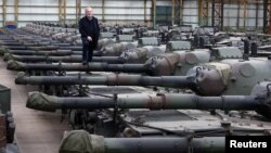 Фредді Веслуйс, директор бельгійської компанії OIP Land Systems, каже, що десятки танків Леопард-1 будуть передані Україні.