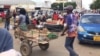 Abanye abathengisa impahla koBulawayo ku5th Avenue 