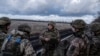 ARCHIVO - Con una oleada de ataques masivos por parte de Rusia y las reservas de armamento de Ucrania en pausa al no existir acuerdo en EEUU para asignar fondos a la guerra, los ucranianos buscan alternativas al proceso.