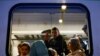 Un tren con refugiados ucranianos llega a Przemysl, Polonia, el 1 de marzo de 2022.