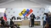 El presidente Nicolás Maduro durante la firma de un acuerdo de reconocimiento de los resultados de las elecciones presidenciales.
