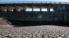 Crisis hídrica: sale agua salada de los grifos en Uruguay