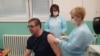 Vučić primio drugu dozu vakcine i pozvao građane da se vakcinišu
