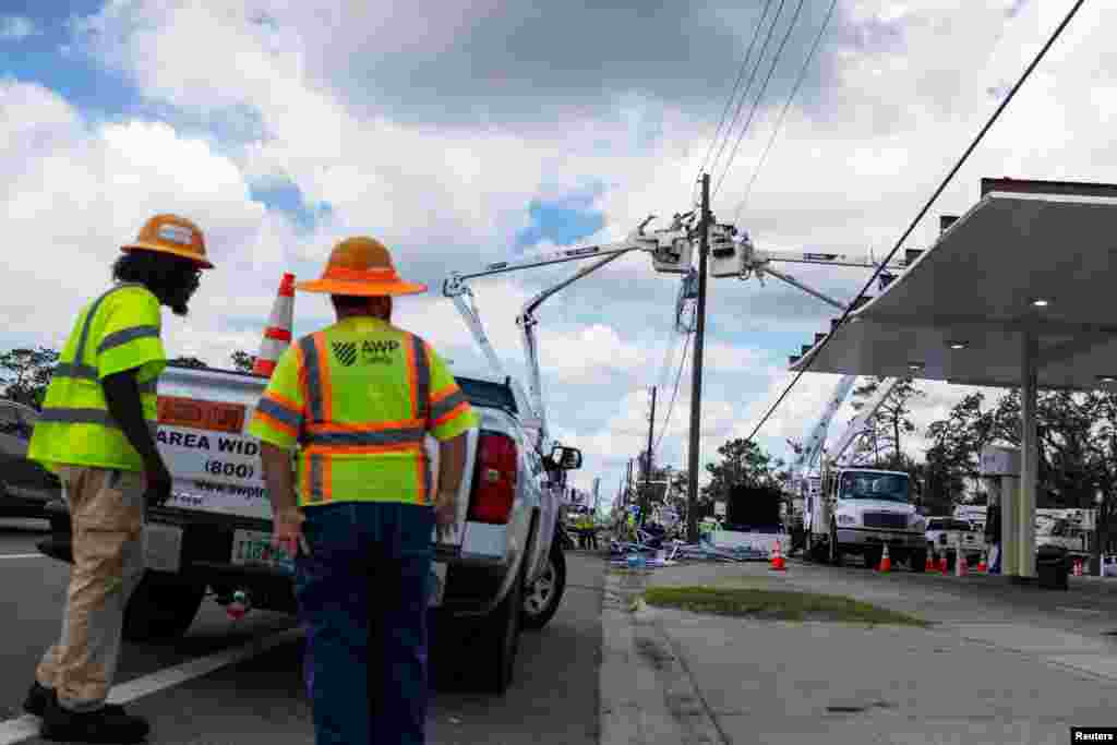 El domingo, el gobernador de Florida, Ron DeSantis, se reunió con residentes de las zonas afectadas por Helene y les prometió recursos para hacer frente a los daños causados por las inundaciones.
