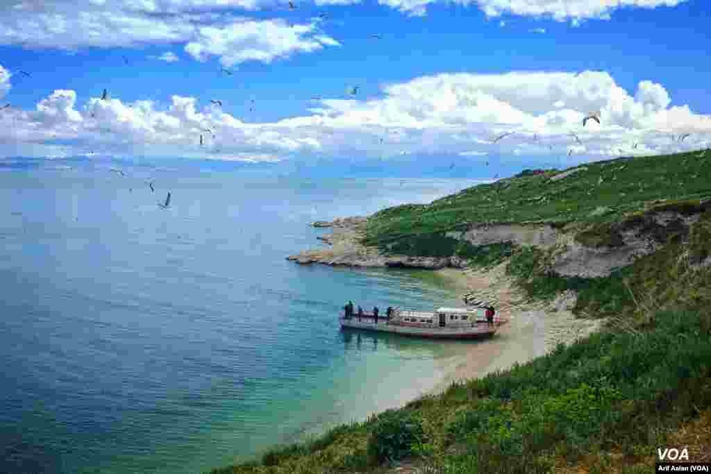 Çarpanak Island or Ktuts Island