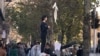 افزایش فشار بر زنان همزمان با گسترش فقر و گرانی در ایران