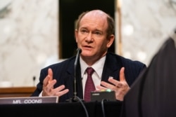 美國會民主黨籍聯邦參議員克里斯.庫恩斯（Senator Chris Coons)