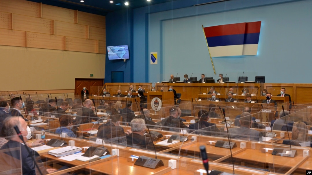 FILE - Bosnian Serb's lawmakers take part in the parliament session in Banja Luka, Dec. 10, 2021. Lawmakers, Dec. 25, 2024, ordered Serb representatives in state institutions to block decision-making and reform laws needed for the Balkan country's integration into the EU. 