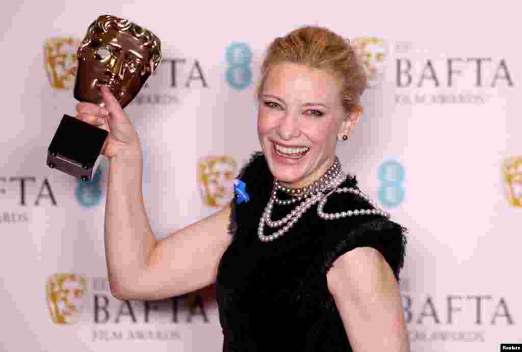 Cate Blanchett poses with her award for Best Leading Actress for 'Tar' during the 2023 British Academy of Film and Television Arts (BAFTA) Film Awards at the Royal Festival Hall in London, Feb.19, 2023.