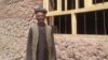 ملازم مکتب در بدخشان از پول شخصی خود صنوف درسی ساخت