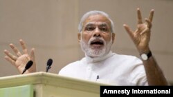 Thủ tướng Ấn Độ Narendra Modi loan báo biện pháp đo lường mới này tại một hội nghị các bộ trưởng môi trường tại New Delhi, ngày 6/4/2015.