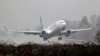 Boing 737 MAX poleće sa aerodroma u Rentonu u državi Vašington, 11. decembra 2019. (Foto: AP) 