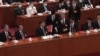 最新視頻顯示胡錦濤“被請離”二十大閉幕式現場或另有隱情