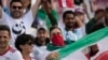 کی‌روش از تماشاگران ایرانی معترض خواست «در خانه بمانند»