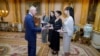 ‘แบล็คพิงค์’ รับพระราชทานเครื่องราชย์จากคิงชาลส์