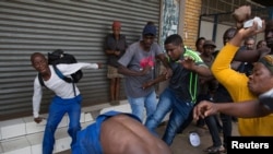 Aumenta a tensão entre sul-africanos e imigrantes