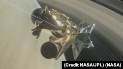 Artist's drawing of Cassini spacecraft ready for its final dive into Saturn (Credit: NASA/JPL)