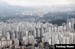 대규모 아파트단지가 몰려 있는 서울 강남구 일대 전경.