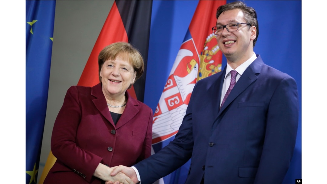 Arhiva - Nemačka kancelarka Angela Merkel i predsednik Srbije Aleksandar Vučić tokom sastanka u Berlinu, 14. marta 2017.