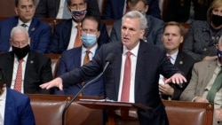 眾議院電視視頻截圖顯示少數黨領袖麥卡錫發言反對民主黨人的大型社會支出法案。 （2021年11月18日）
