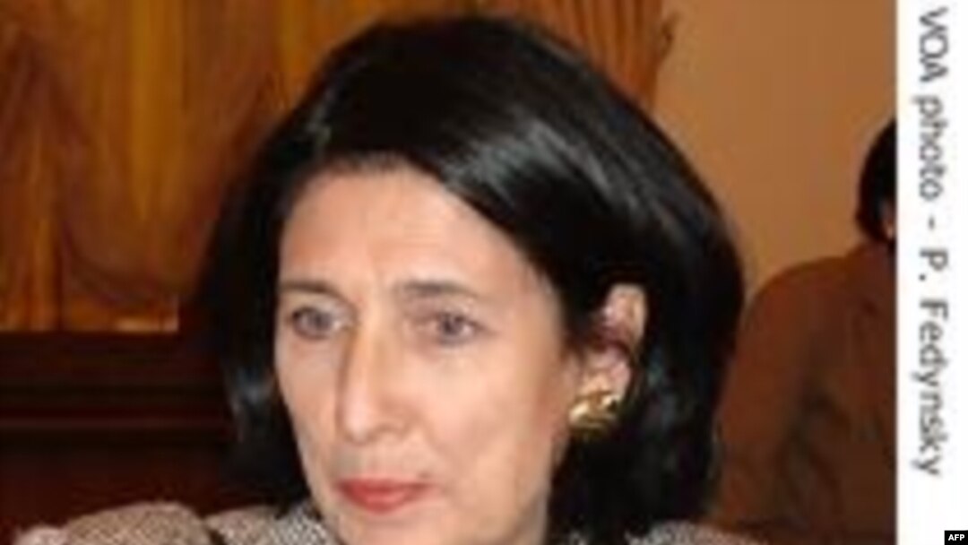 სალომე ზურაბიშვილი პოლიტიკიდან მიდის