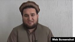 د پاکستاني طالبانو پخوانی ویاند، احسان الله احسان ځان د پاکستان پوځ ته سپارلی. 