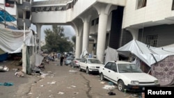 محوطه بیرون از بیمارستان الشفا در غزه 