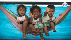 Niños venezolanos en el albergue de refugiados de Arauquita, Colombia. [Foto: Jair Díaz/VOA]
