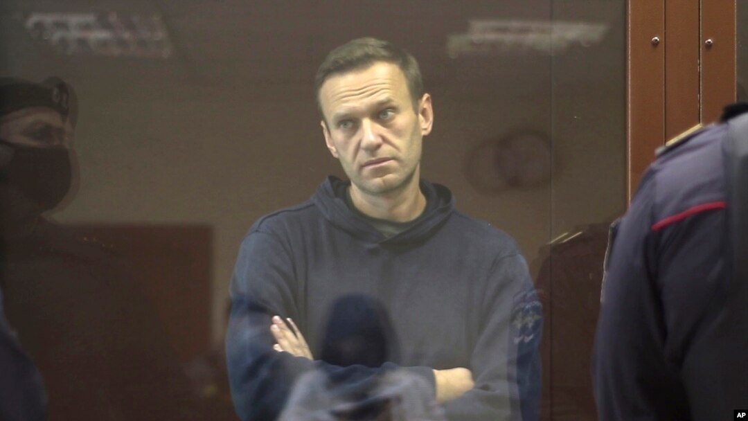 Ruski opozicioni lider Aleksej Navalni u sudnici okružnog suda u Moskvi na pretresu povodom optužbi za defamaciju, 5. februara 2021. (Foto: Okružni sud Babuskinski)