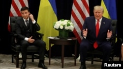 Una foto del presidente de EE.UU., Donald Trump y su homólogo ucraniano Volodymyr Zelenskiy del 25 de septiembre de 2019 en Naciones Unidas.
