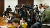 2023年4月26日中外記者在北京外交部記者會上