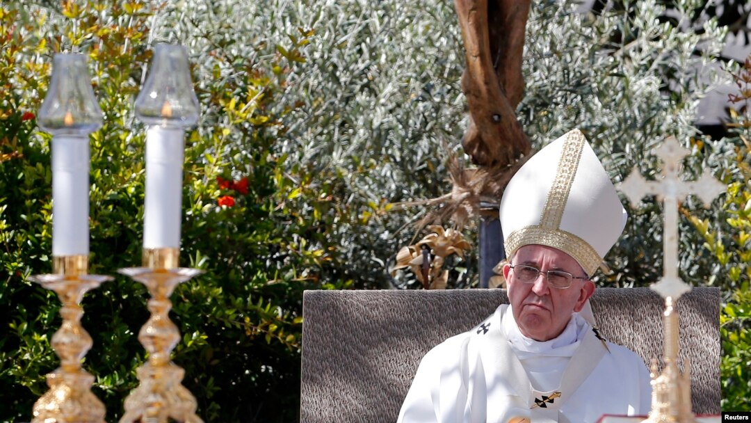 Pope Francis celebrates an outdoor Mass at Campobasso, Italy, on July 5, 2014.