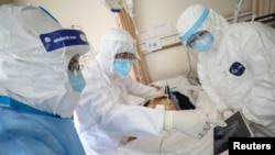 Medicinsko osoblje u bolnici u Vuhanu