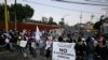 Trabajadores del Poder Judicial de la Federación participan en una protesta contra la reforma judicial propuesta por el gobierno afuera del Congreso mexicano en la Ciudad de México el 3 de septiembre de 2024.