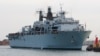 영국 해군의 HMS 알비온 상륙함.