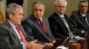 2008-yilda olingan surat: Zalmay Halilzod AQShning Afg'oniston, Iroq va BMTdagi elchisi bo'lgan. Respublikachi. Hozirda Vashingtonda o'z tashkilotini yuritadi. 